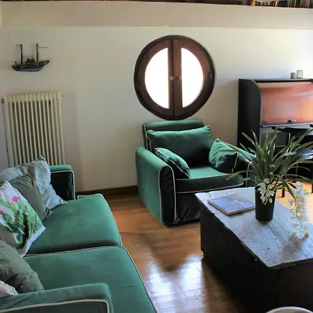 Tatil Evi Olive Yard House